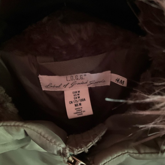 H&M - Picture 2 of 3